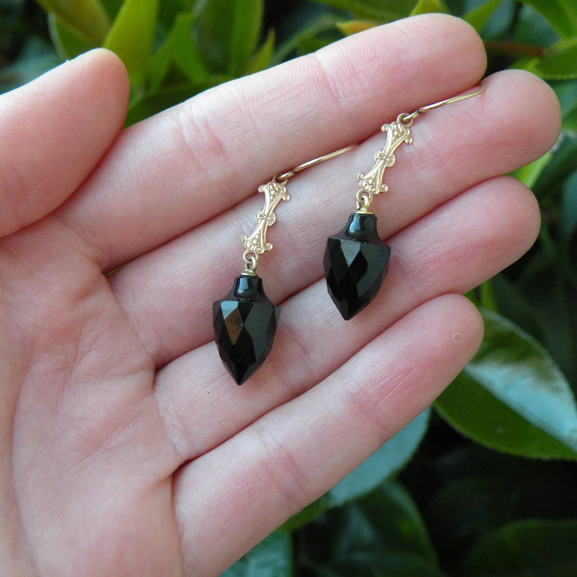 Antique Victorian Faceted Onyx Urn Earrings with 10k Gold Column Drops and Ear Wires c. 1880, Mourning, Memorial, Dangle, 1800's, Amphora, Amphorae, Geometric