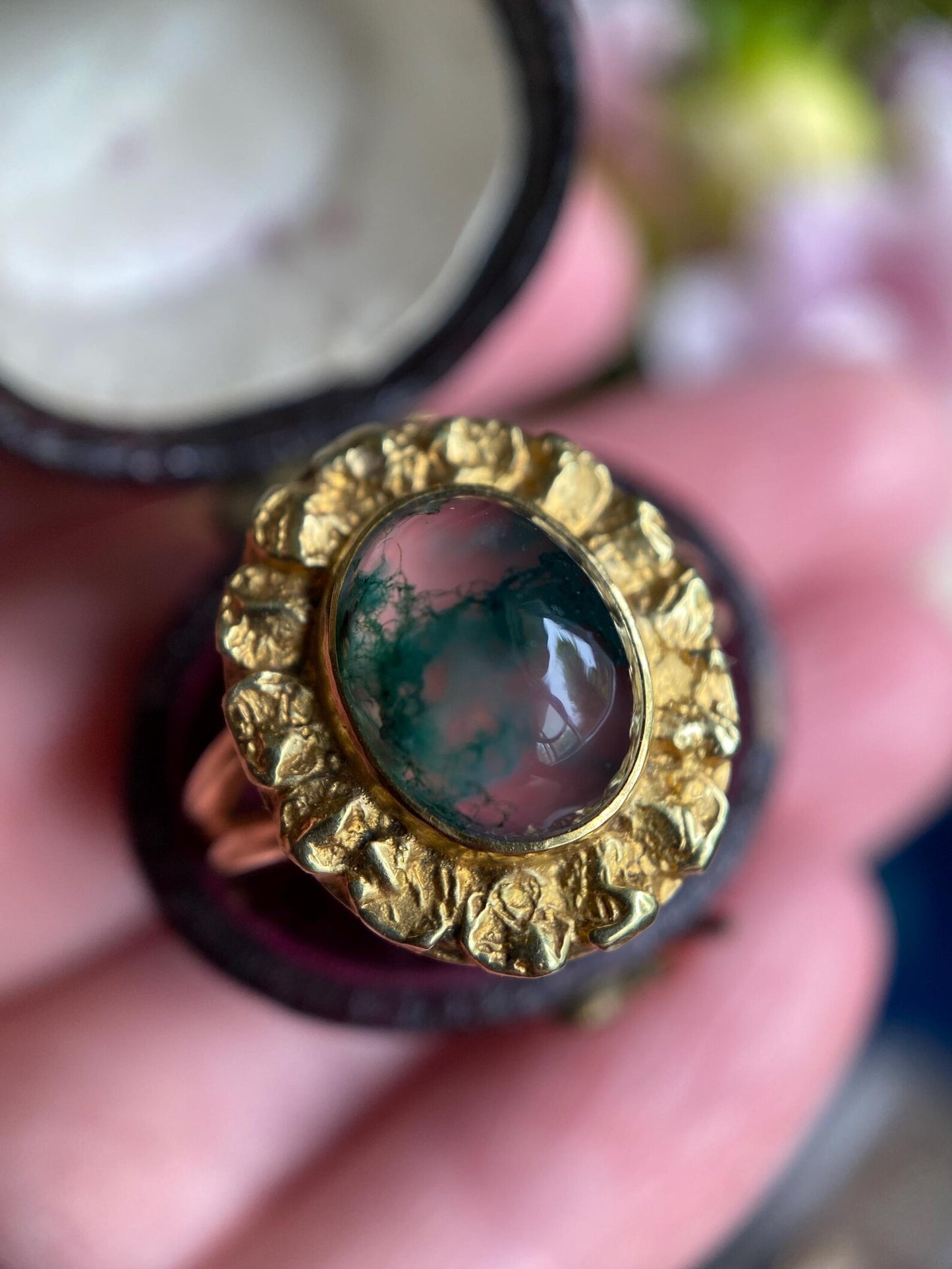 Vintage Ethereal Oval Pink Moss Agate Cabochon Ring with Textured Handmade Petal Bezel Frame in 14k Gold c. 1970, Floral, One of a Kind