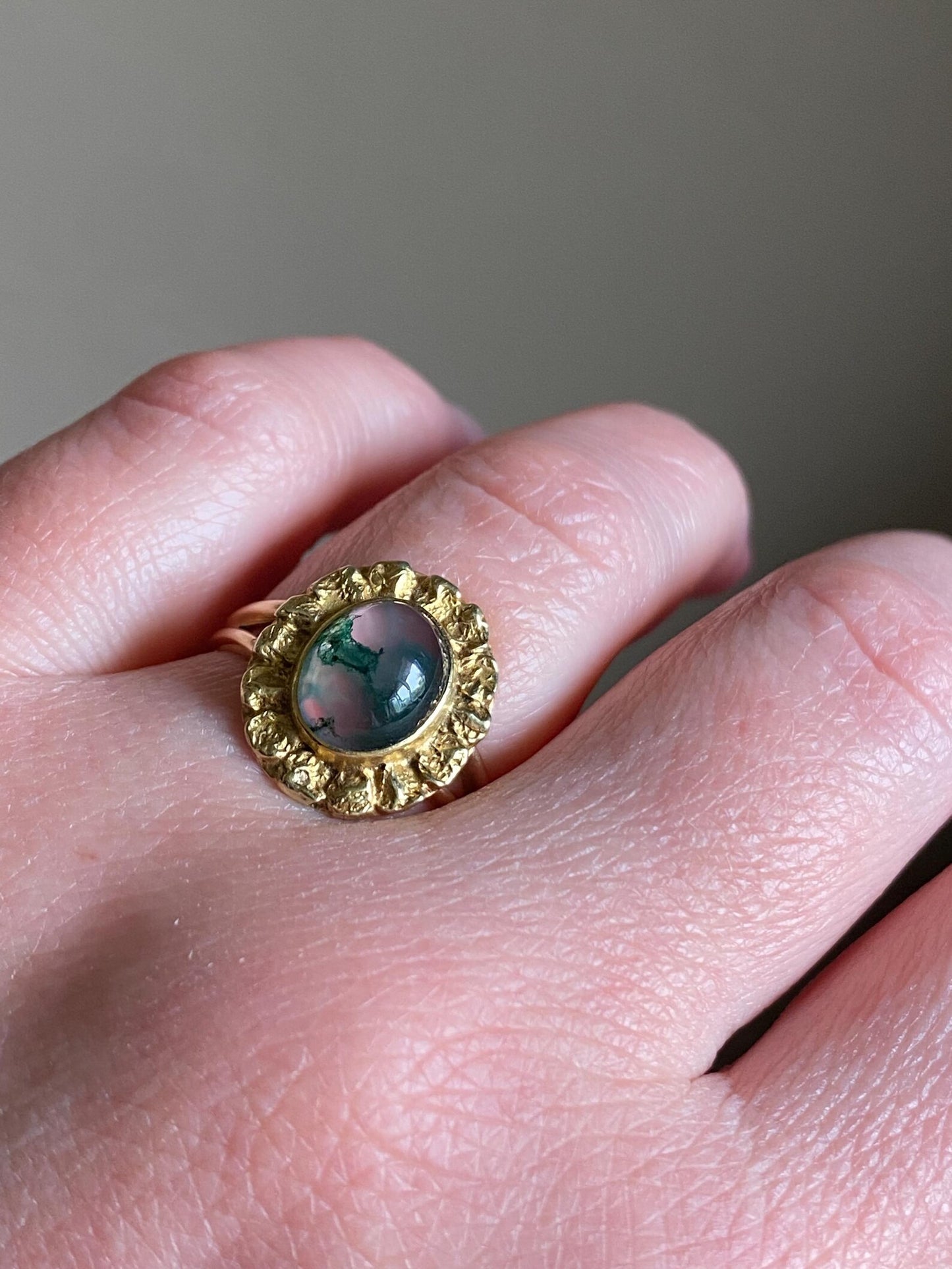 Vintage Ethereal Oval Pink Moss Agate Cabochon Ring with Textured Handmade Petal Bezel Frame in 14k Gold c. 1970, Floral, One of a Kind
