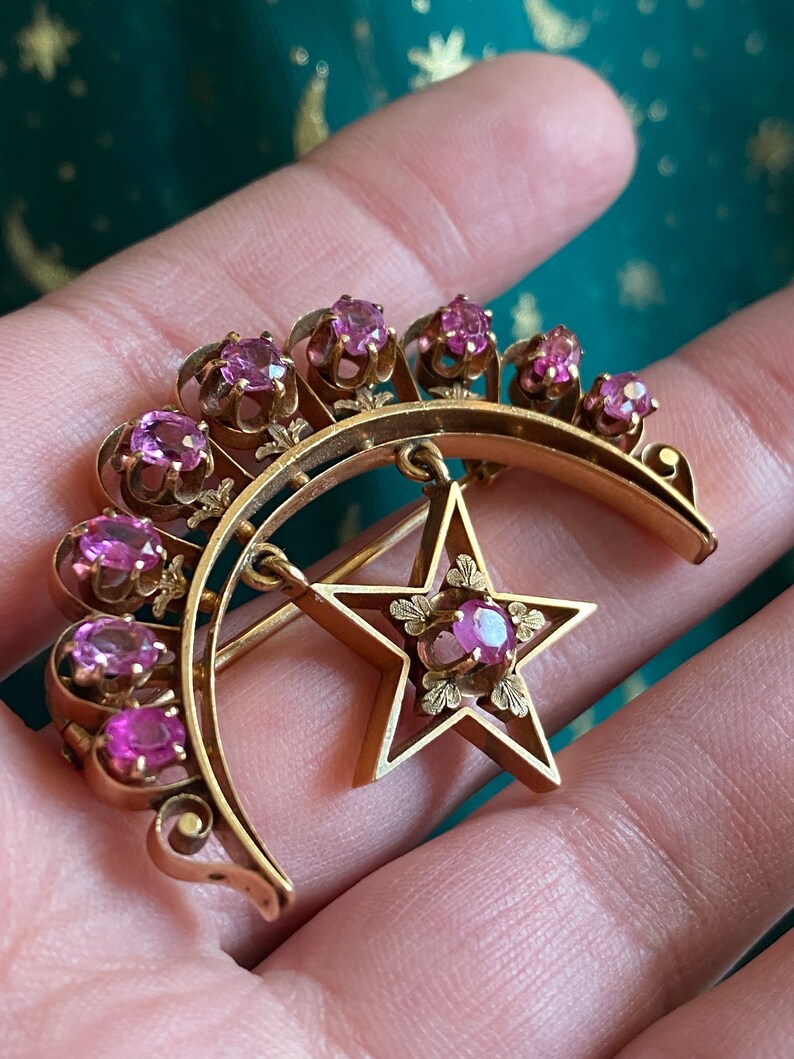 Antique Victorian Pink Ruby Crescent Moon with Trembling Star Brooch in 14k Rose Gold c. 1880, Articulated, Pin, 1800's, Celestial, En Tremblant