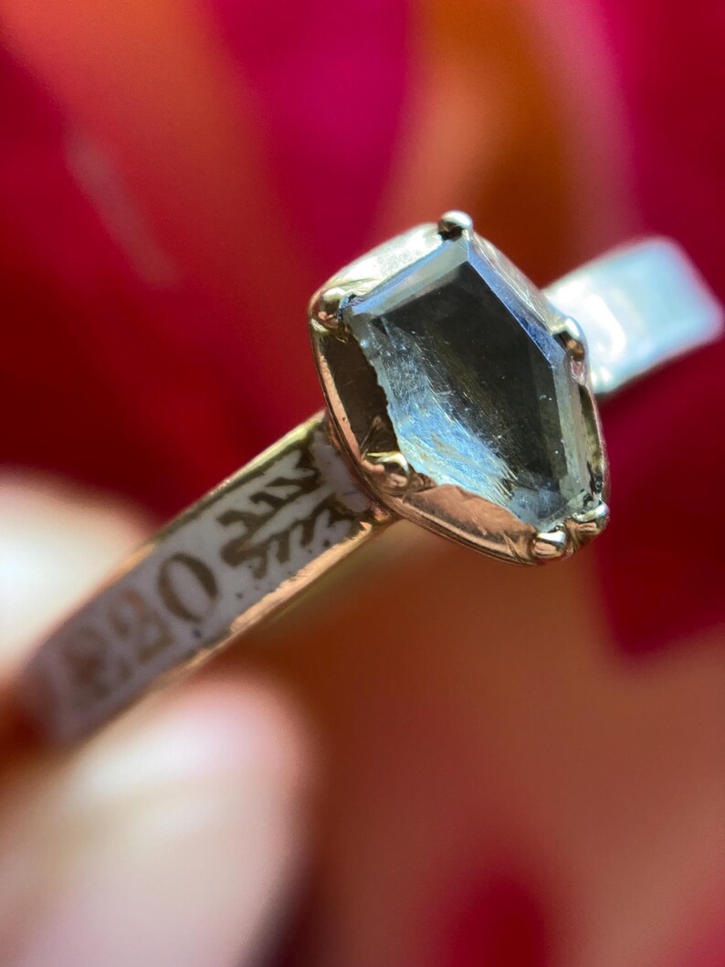 Antique Georgian White Enamel & Rock Crystal Coffin over Hair Mourning Ring c. 1773 in Gold, 1700's, Memorial, 18th Century, Hairwork