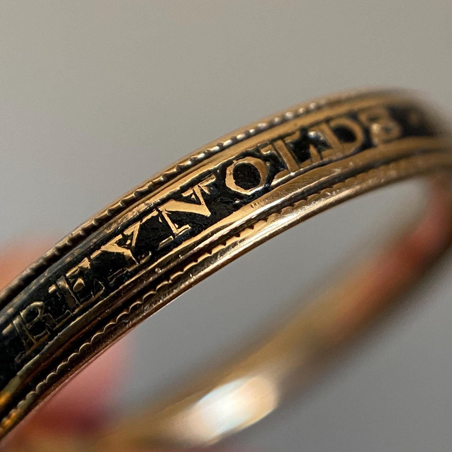 Antique Georgian Garnet, Rose-Cut Diamonds and Black Enamel Bejeweled Thin Mourning Band c. 1767 in 18k Gold & Silver, Collet Set, 18th Century
