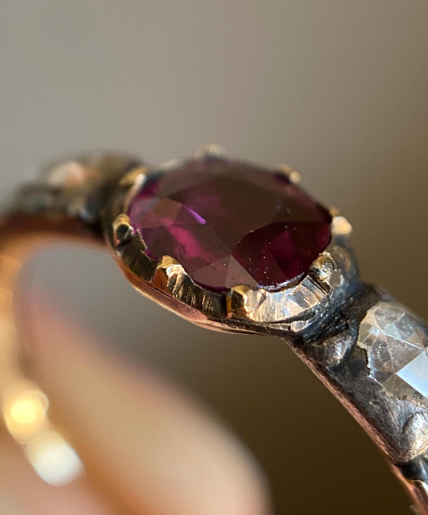 Antique Georgian Garnet, Rose-Cut Diamonds and Black Enamel Bejeweled Thin Mourning Band c. 1767 in 18k Gold & Silver, Collet Set, 18th Century