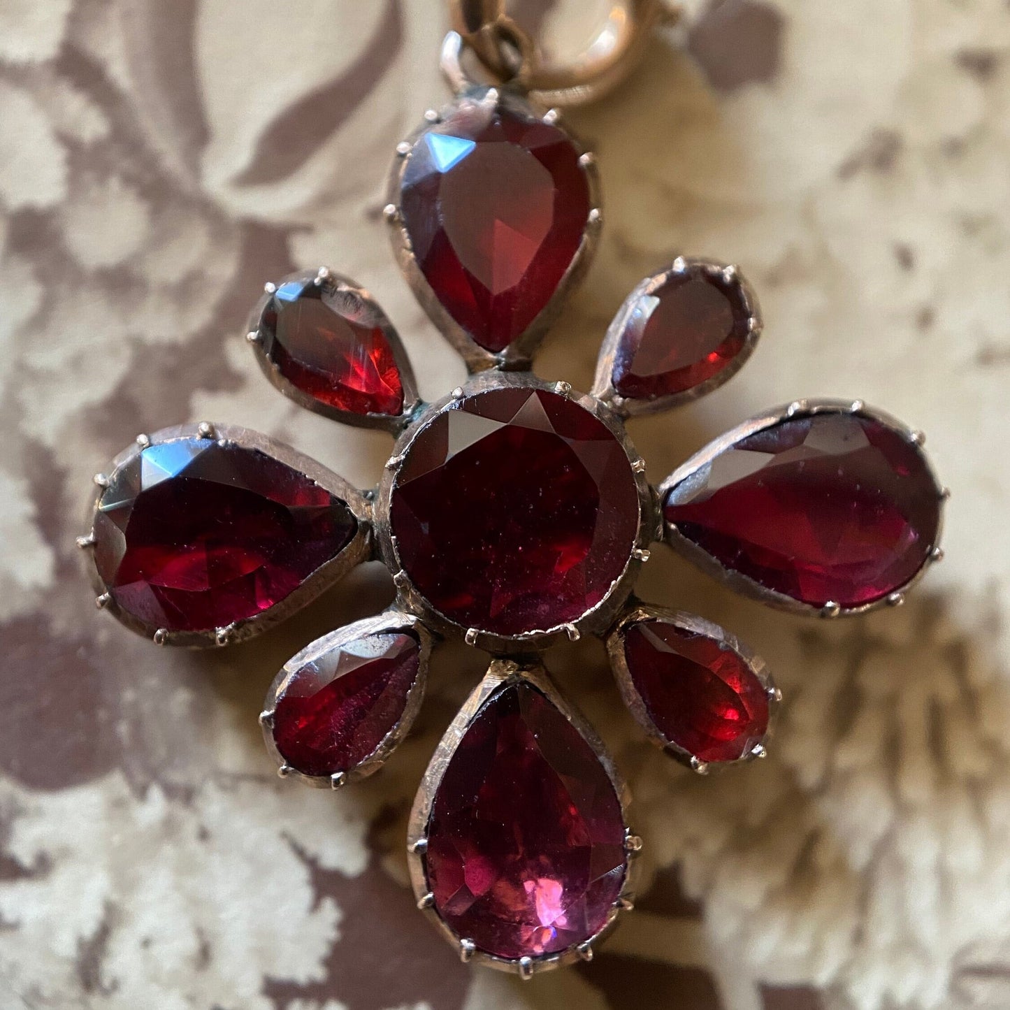 Antique Georgian Foiled Flat-Cut Garnet Maltese Cross Pendant in 9k Rose Gold c. 1800, Drop, 1800's, Riviere, Necklace
