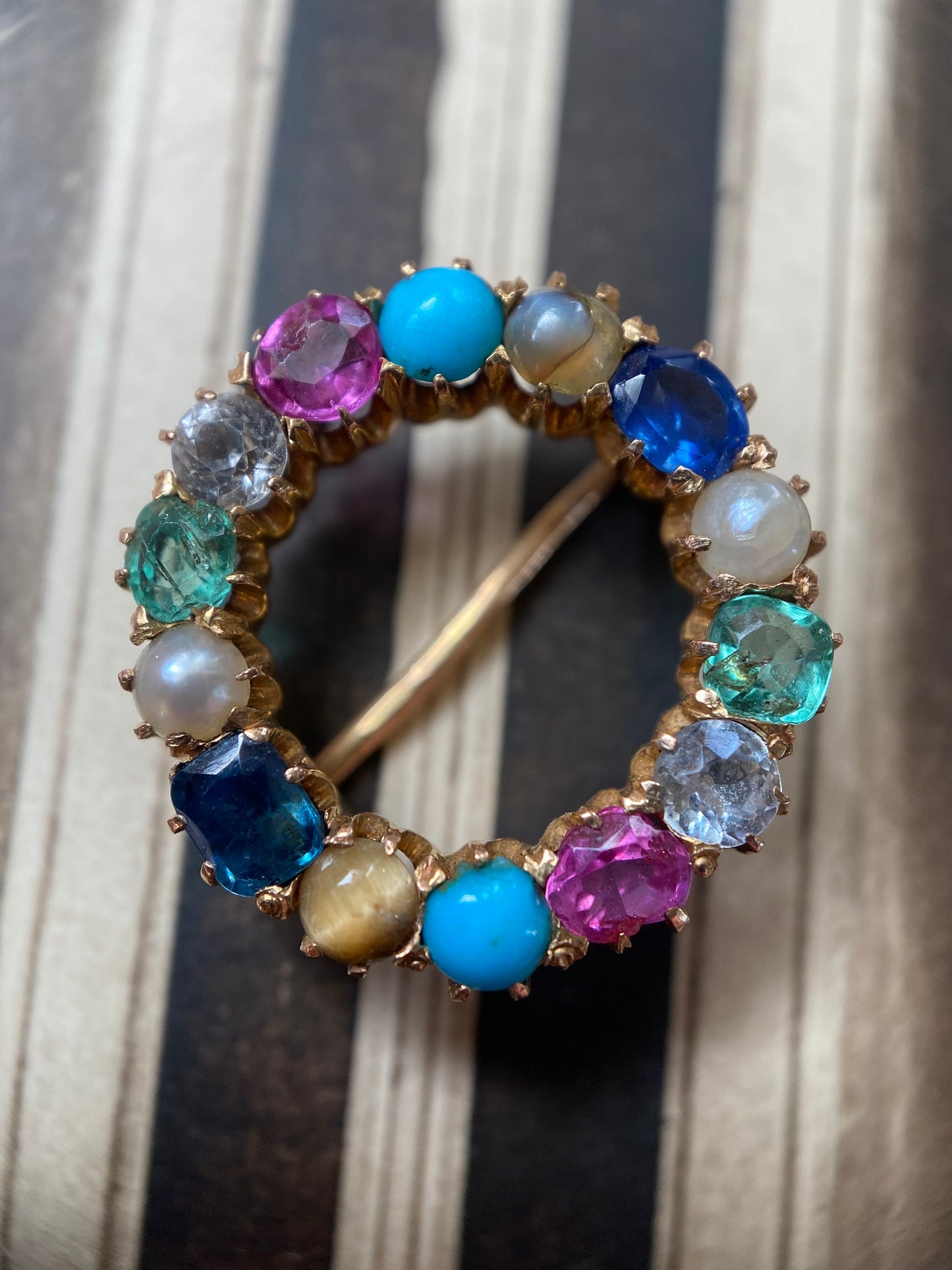 Antique Edwardian Harlequin Wreath Brooch c. 1910, Circle, Garland, Circlet, Round, Multi-Gemstone, 1900's, Belle Epoque