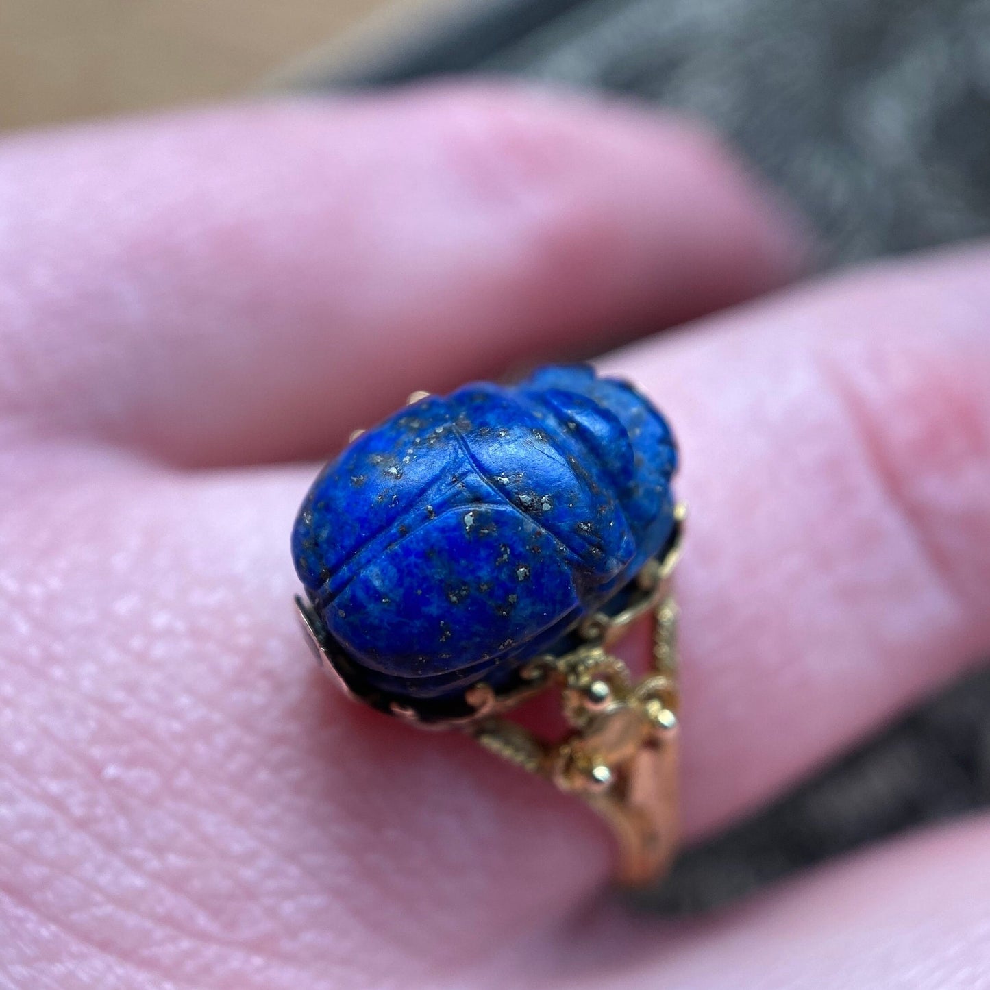 Antique Victorian Egyptian Revival Lapis Lazuli Scarab Ring in 18k Gold c. 1870, Etruscan, Archeological, 1800's, Granulation