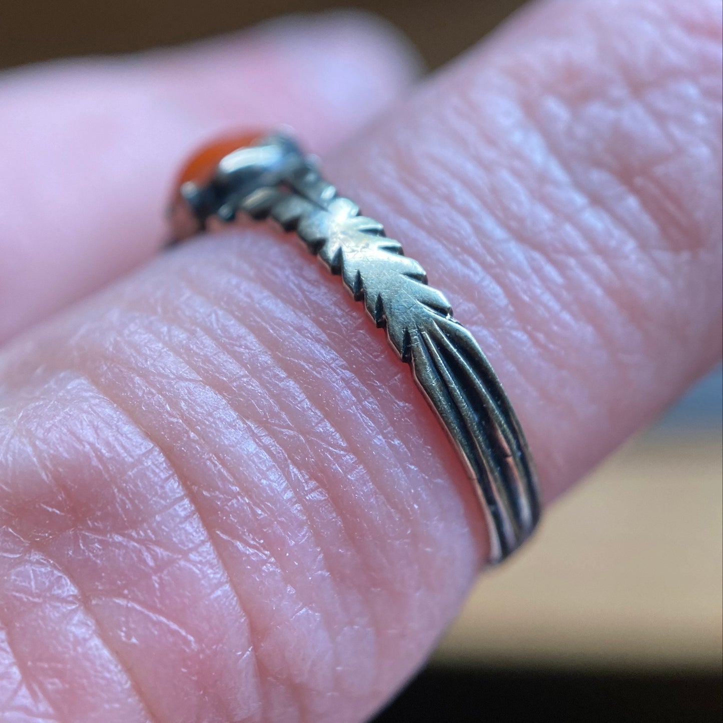 Antique Georgian Five Stone Oval Carved Coral Half Hoop Ring with Leaf Motif in Silver and 9k Gold c. 1820, Regency, English