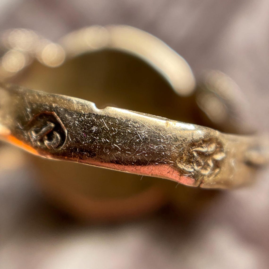 Antique Georgian Italian Quindicino Cluster Betrothal Ring with Flat-Cut Garnets in 18k Gold c. 1750, Sicilian, Engagement, Wedding, Iberian, 18th c.