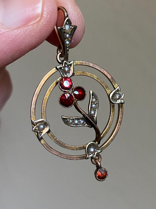 Antique Edwardian Round Openwork Tulip Flower Dangle Pendant with Cherry Red Garnets and Seed Pearls in 9k Gold circa 1910, Drop, Necklace, 1900's