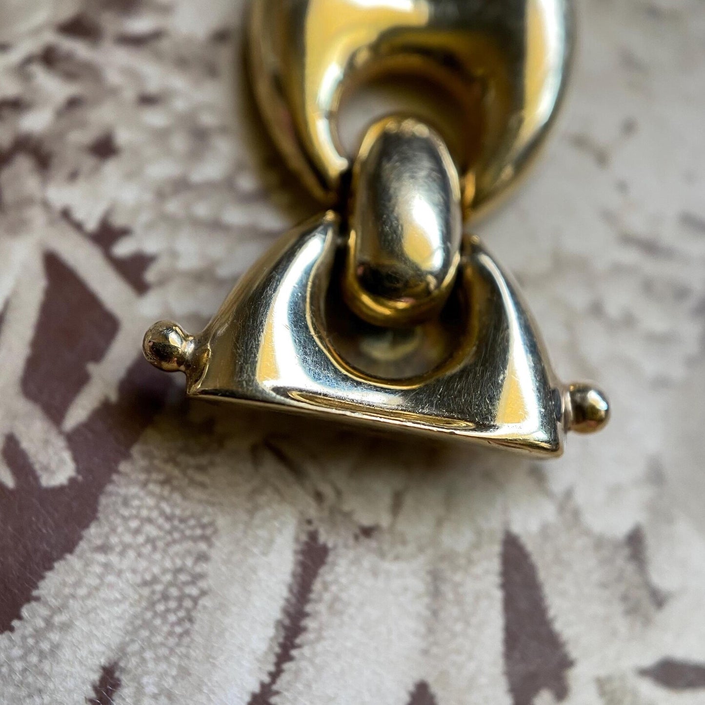 Vintage Heavy & Solid Wide Puffed Mariner Link Bracelet in Sunny 18k Gold c. 1975, Italian, Gucci, Puffy, Anchor, Stacking, Stackable, Chain