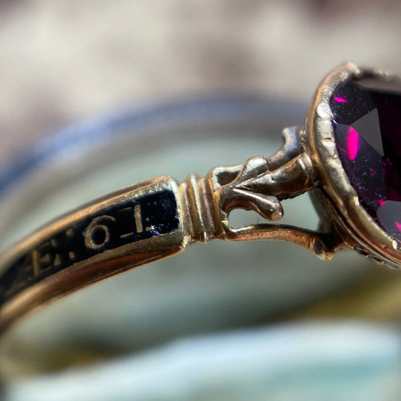 Antique Georgian Large Foiled Flat-Cut Garnet Black Enamel Rococo Mourning Ring in 18k Gold c. 1760, 1700's, Basket-Set, Memorial