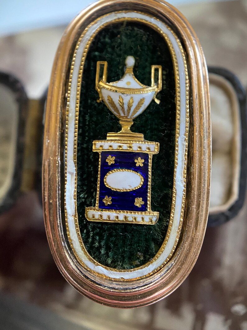 Antique Georgian Neo-Classical Oval Navette Enameled Urn & Plinth on Green Cloth Mourning Ring in Gold c. 1788, 1700s, Inscribed, Memorial, Engraved, Project, Conversion