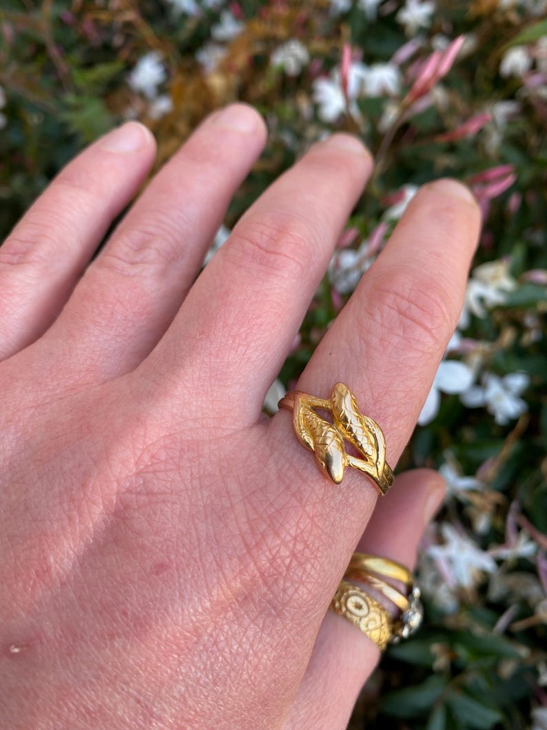 Antique French Victorian Double Entwined Snake Ring in 18k Gold, Serpent, Sentimental, 1800’s, Symbolism, Stacking, Stackable, Animal