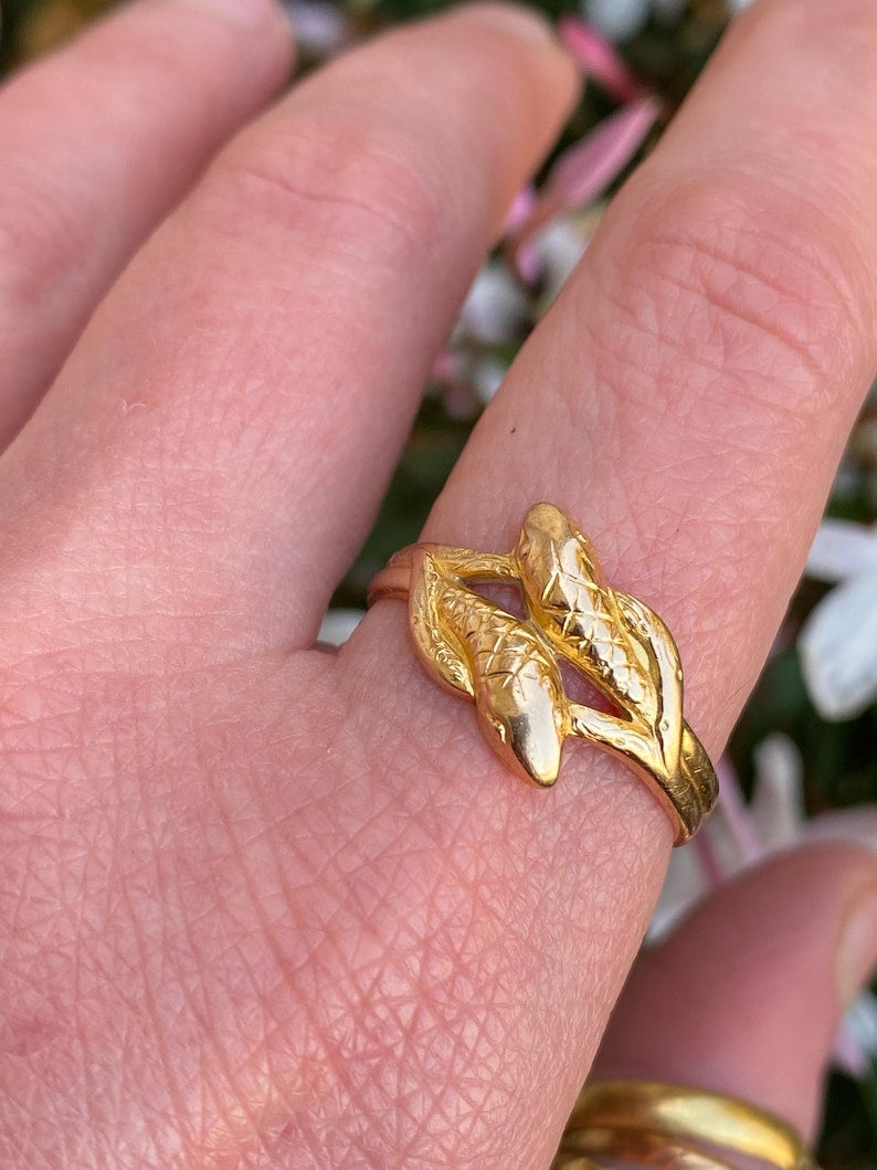 Antique French Victorian Double Entwined Snake Ring in 18k Gold, Serpent, Sentimental, 1800’s, Symbolism, Stacking, Stackable, Animal