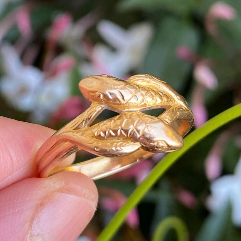 Antique French Victorian Double Entwined Snake Ring in 18k Gold, Serpent, Sentimental, 1800’s, Symbolism, Stacking, Stackable, Animal