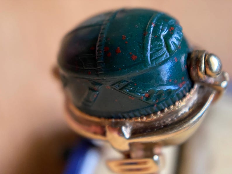 Antique Victorian Egyptian Revival Carved Bloodstone Scarab Ring with Classical Reverse Intaglio in 18k Gold, Double Sided, Men's, Signet, Hardstone, Archeological