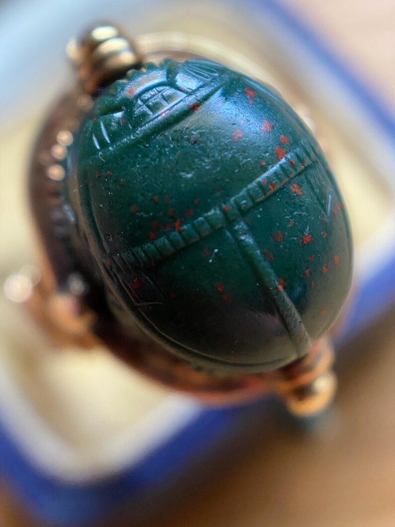Antique Victorian Egyptian Revival Carved Bloodstone Scarab Ring with Classical Reverse Intaglio in 18k Gold, Double Sided, Men's, Signet, Hardstone, Archeological