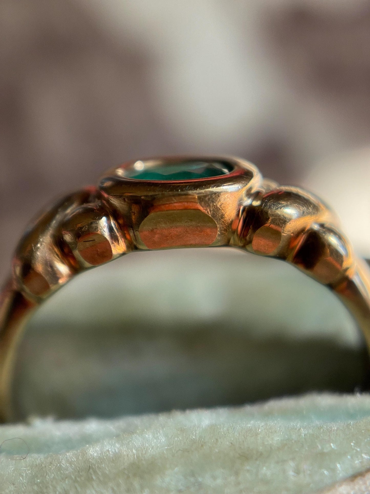 Vintage Retro Oval Bezel Set Emerald Solitaire Crisscross Band Stacking Ring in 10k Gold c 1980, Stackable, Estate, Twist, Knot, X, Mid Cen