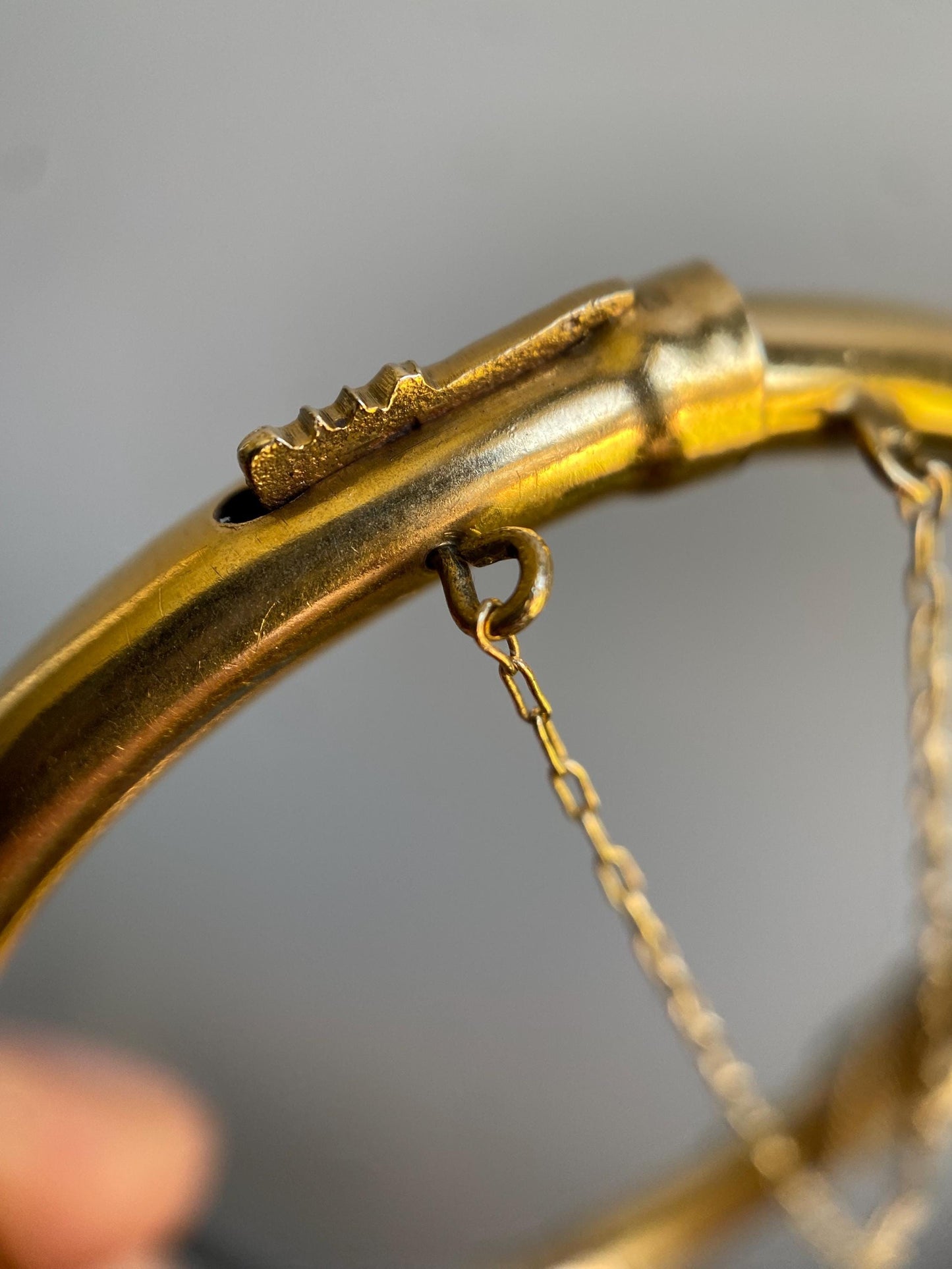 Vintage Amethyst Hinged Hollow Tube Bangle w/ Twisted Rope Accents in 14k Gold, Bracelet, Gem, Victorian, Bypass, 1900s, Etruscan, Edwardian