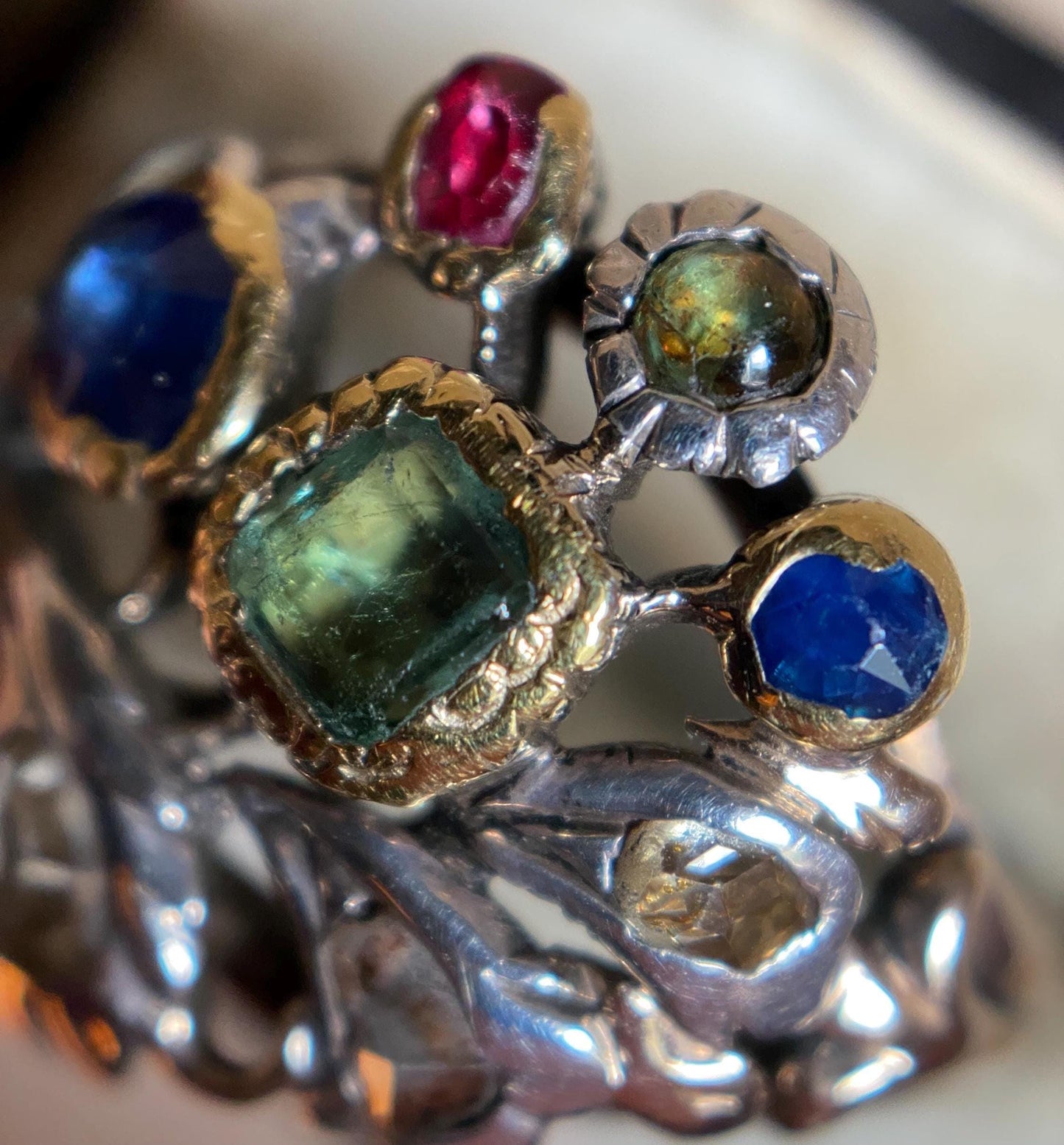 Antique Georgian Multi Gemstone Giardinetti Flower Garden Ring with Emeralds, Sapphires, Spinel and Diamonds in 9k Gold and Silver c. 1760, Italian, 18th Century