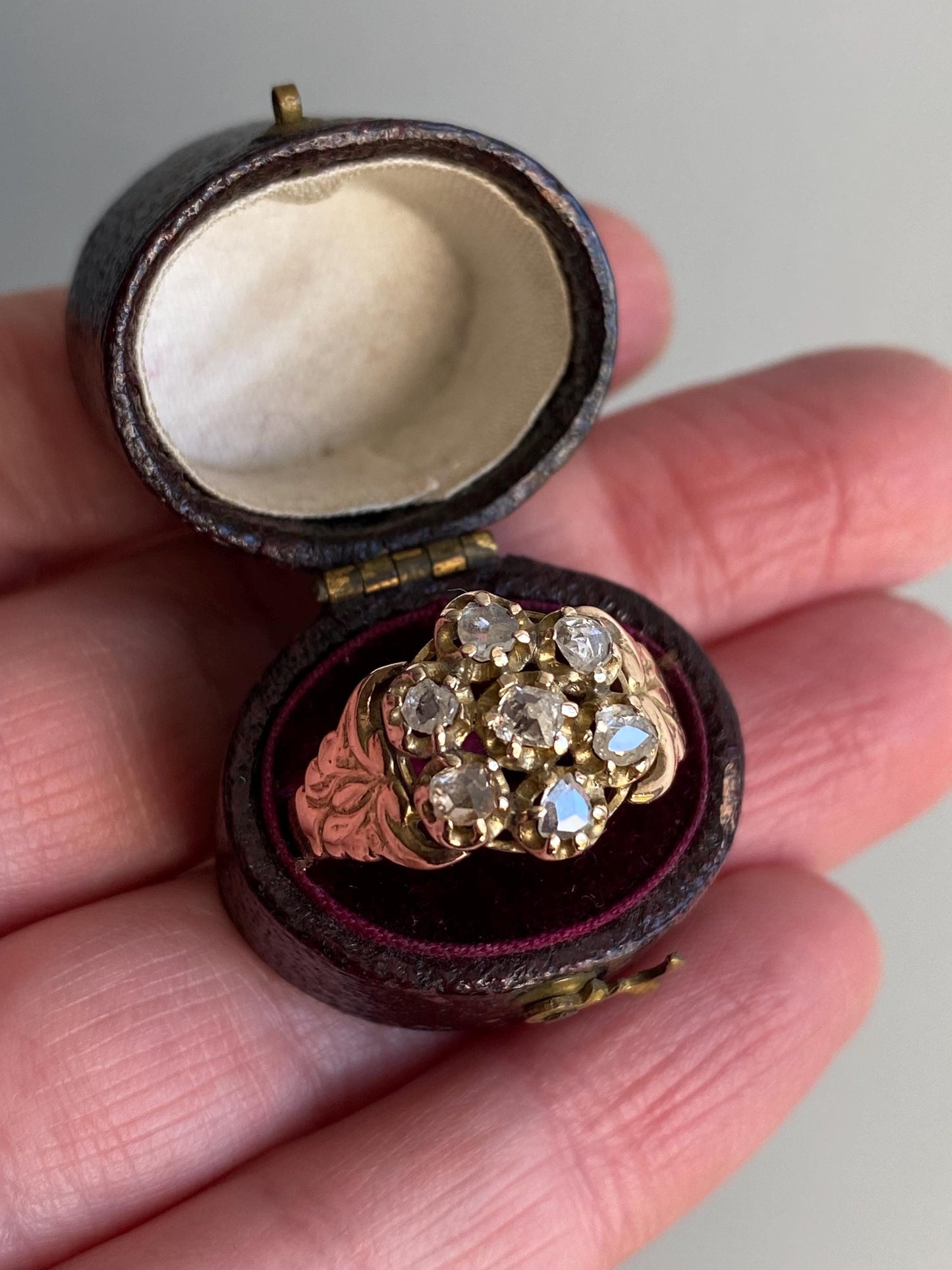 Antique Early Victorian Old Cut Diamond Seven Stone Daisy Ring with Wide Ornate Curling Shoulders 10k Gold c. 1850, Flower, Pansy, Georgian