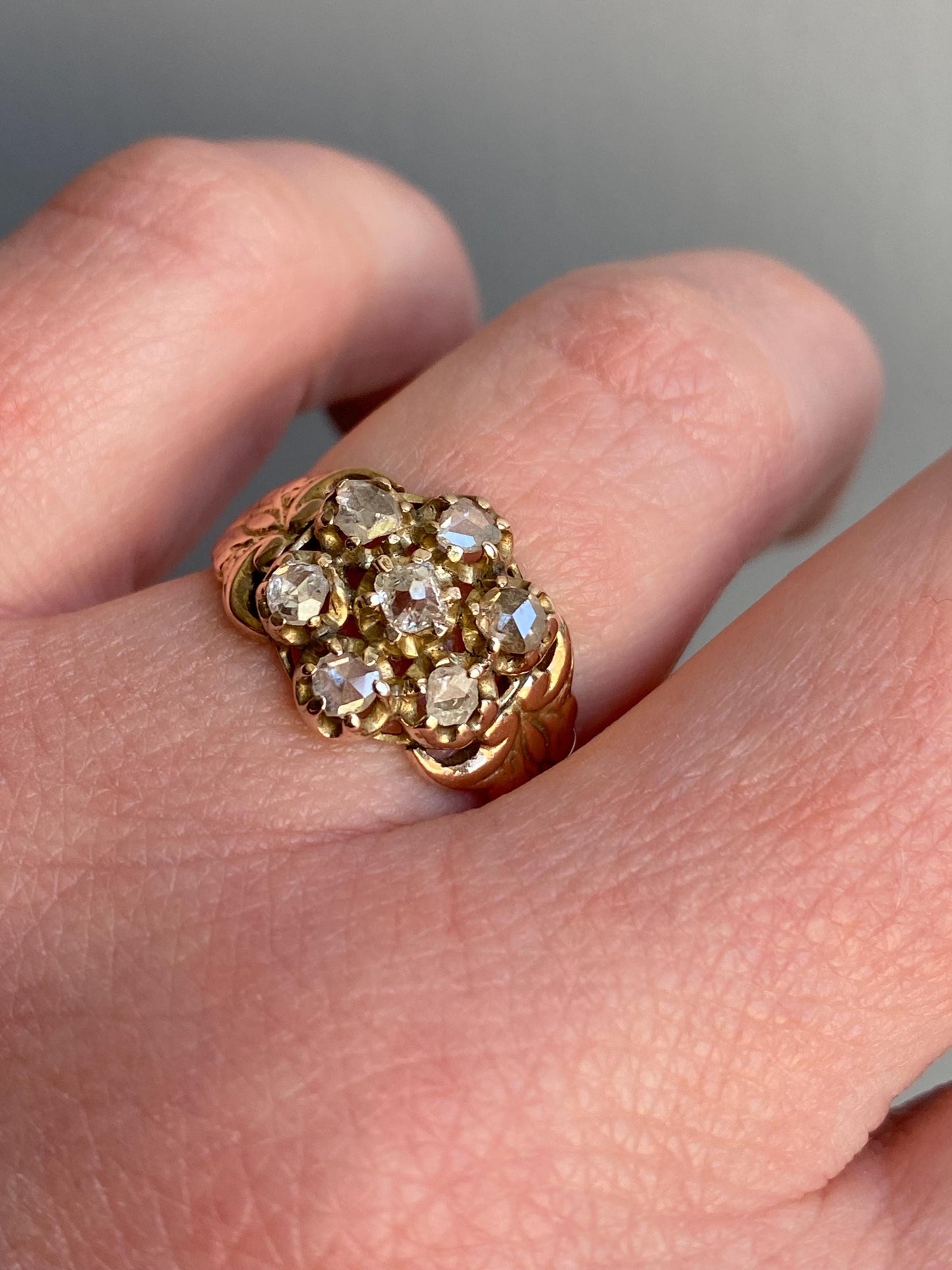 Antique Early Victorian Old Cut Diamond Seven Stone Daisy Ring with Wide Ornate Curling Shoulders 10k Gold c. 1850, Flower, Pansy, Georgian