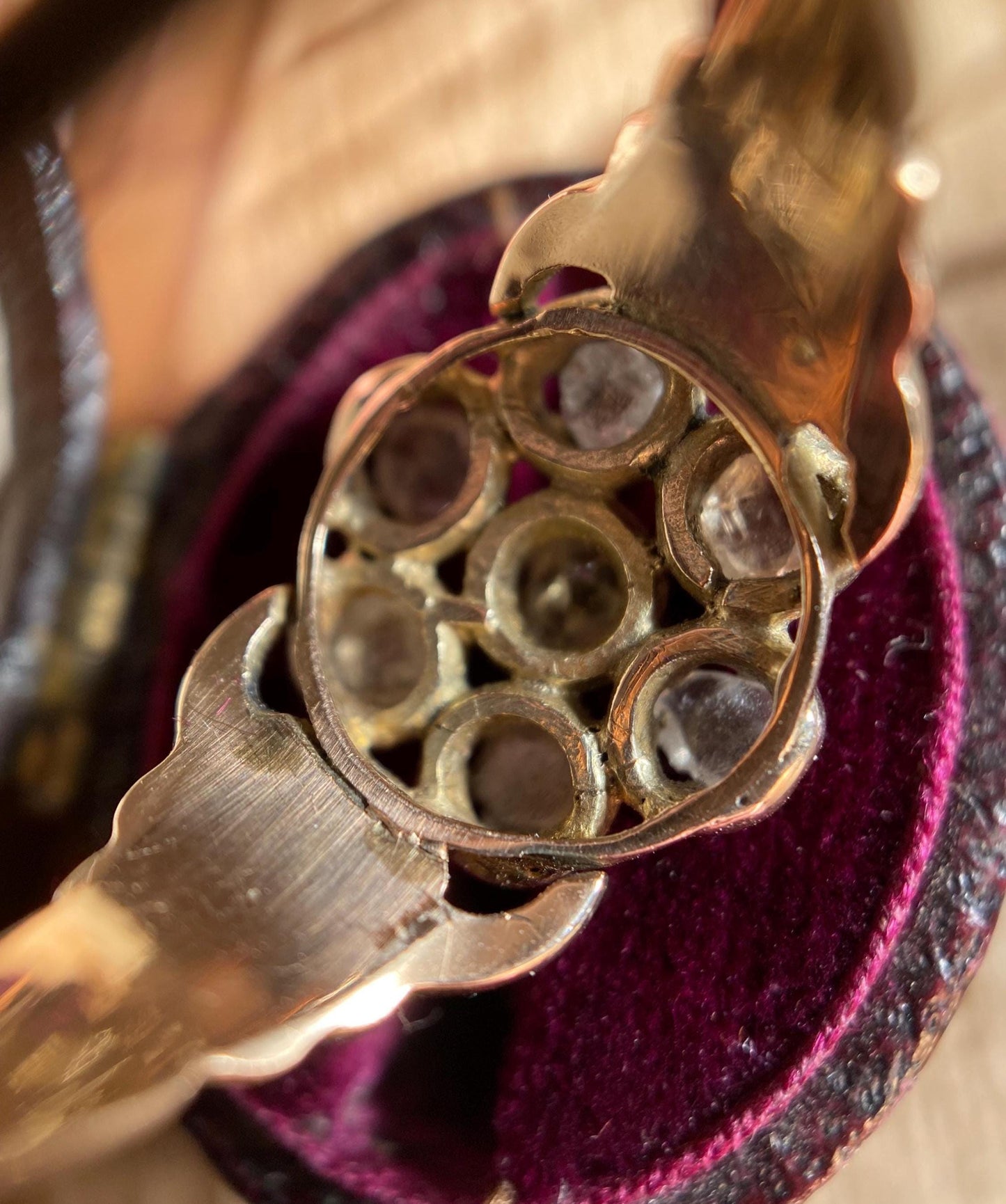Antique Early Victorian Old Cut Diamond Seven Stone Daisy Ring with Wide Ornate Curling Shoulders 10k Gold c. 1850, Flower, Pansy, Georgian