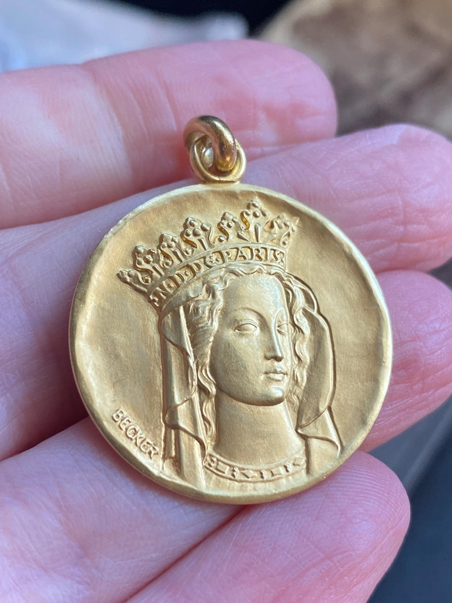 Vintage French Signed Becker "Notre Dame de Paris" Virgin Mother Mary Religious Medal Pendant w/ Inscription c. 1967 in 18k Gold, Medallion