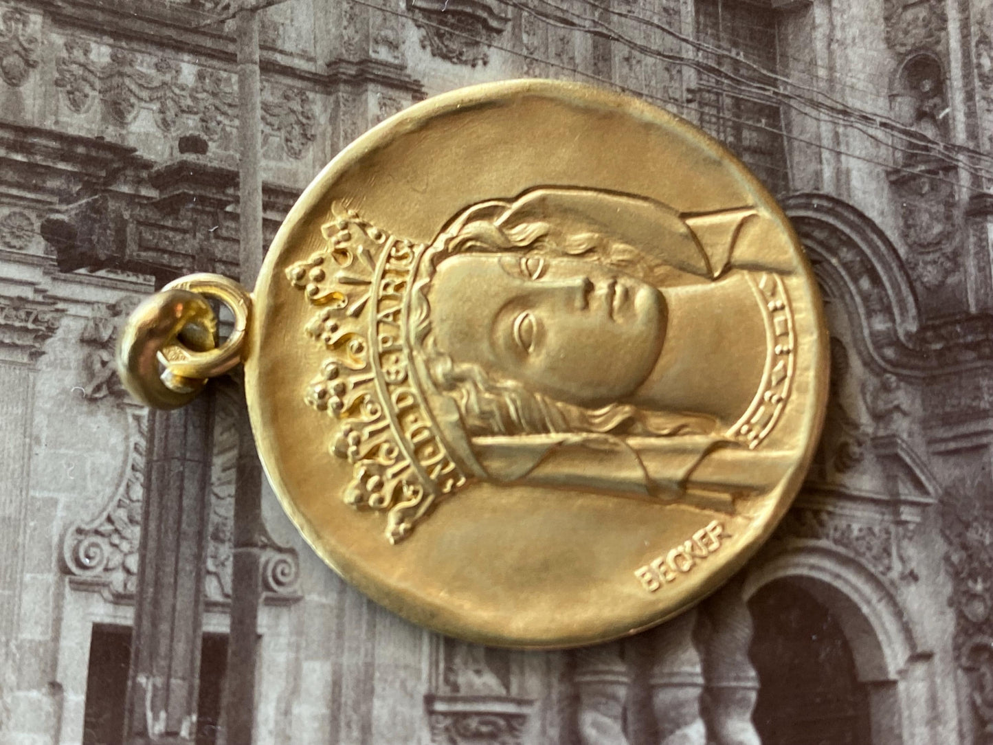 Vintage French Signed Becker "Notre Dame de Paris" Virgin Mother Mary Religious Medal Pendant w/ Inscription c. 1967 in 18k Gold, Medallion