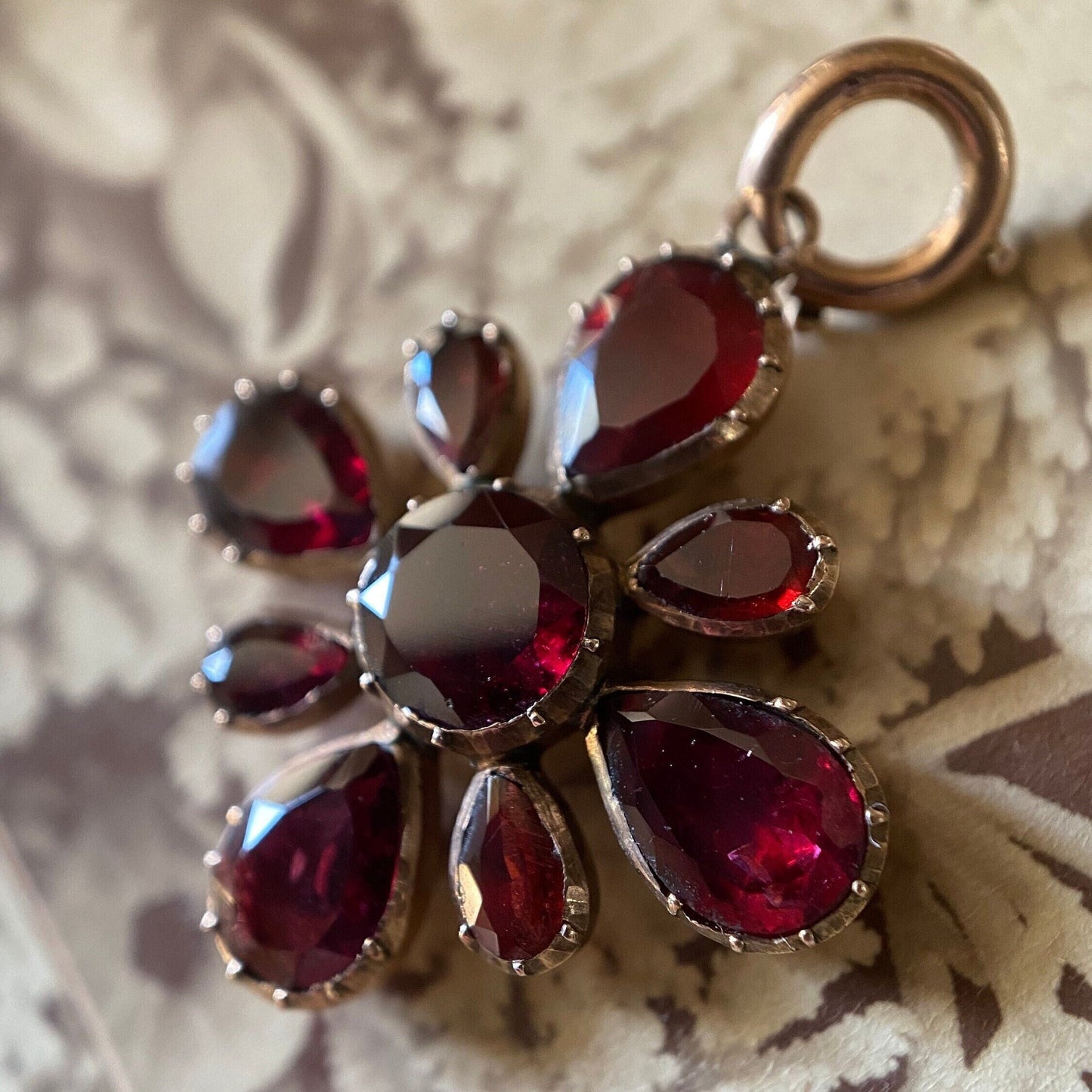Antique Georgian Foiled Flat-Cut Garnet Maltese Cross Pendant in 9k Rose Gold c. 1800, Drop, 1800's, Riviere, Necklace
