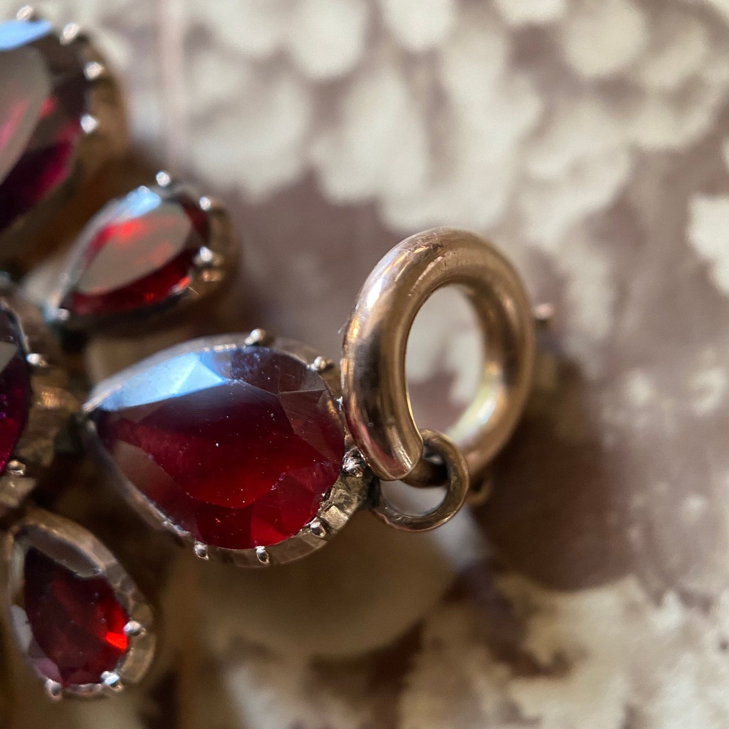 Antique Georgian Foiled Flat-Cut Garnet Maltese Cross Pendant in 9k Rose Gold c. 1800, Drop, 1800's, Riviere, Necklace