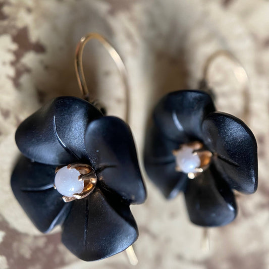 Antique Victorian Carved Jet and Pearl Pansy Dangle Earrings in 14k Gold, Pansies, Flower, Memorial, Mourning, Drop, Pense a Moi
